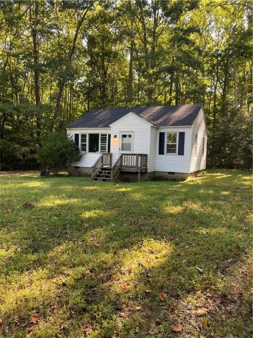 10877 Dancers Creek Rd, Dutton, VA, 23050-9601 | Card Image