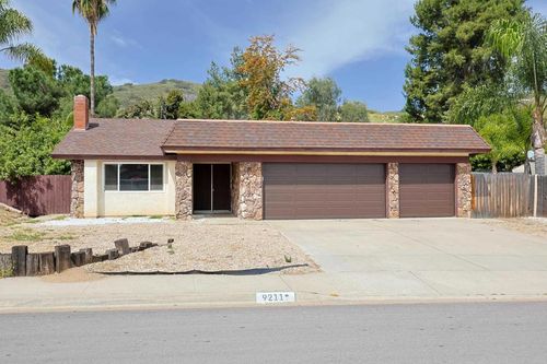 9211 Calle Lucia, Lakeside, CA, 92040-5030 | Card Image