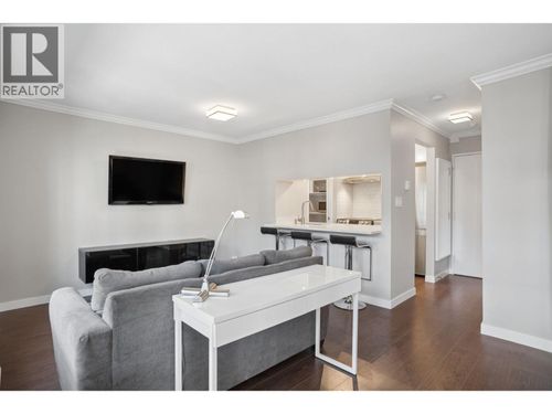 202-555 W 14th Ave, Vancouver, BC, V5Z4G8 | Card Image