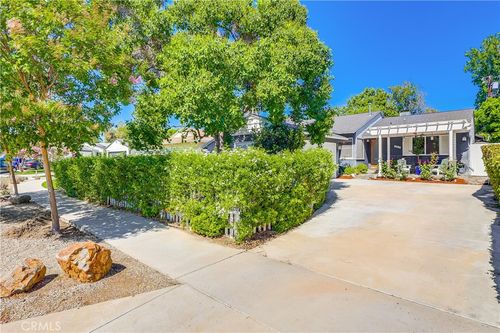 5316 Goodland Ave, Valley Village, CA, 91607-2334 | Card Image