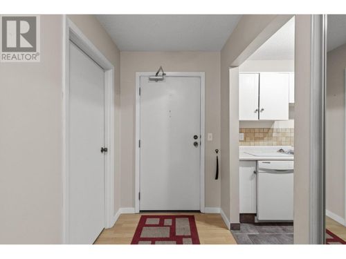 108-1035 Bernard Ave, Kelowna, BC, V1Y6P7 | Card Image