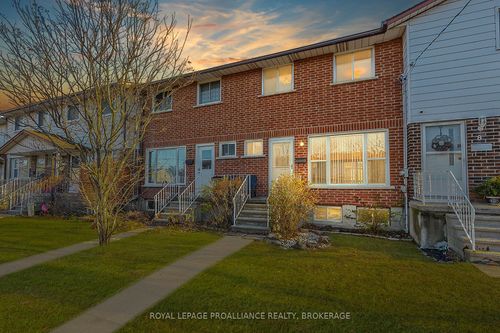 7-27 Addington St, Amherstview, ON, K7N1C6 | Card Image