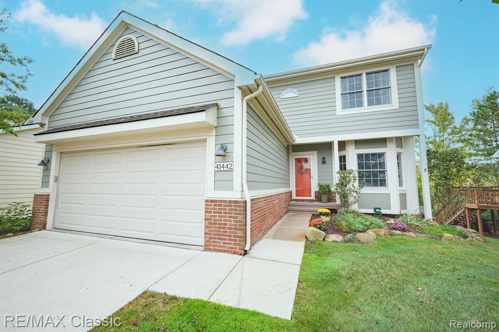 Cornell Dr, Novi, MI 48377