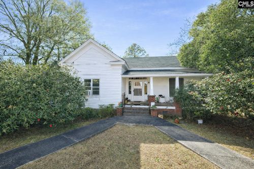 114 E College St, Bishopville, SC, 29010-1822 | Card Image