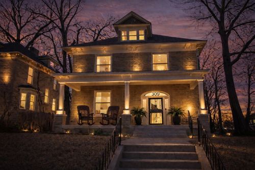 309 S Dudley St, Memphis, TN, 38104-3205 | Card Image