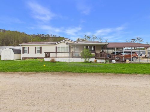 28 Rose St, New Martinsville, WV, 26155-2222 | Card Image