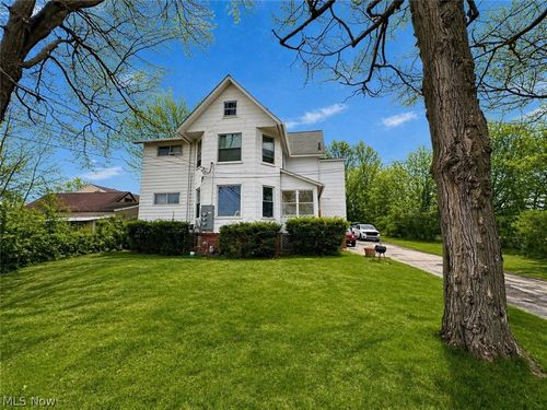 29734 Euclid Avenue, Wickliffe, OH, 44092 | Card Image