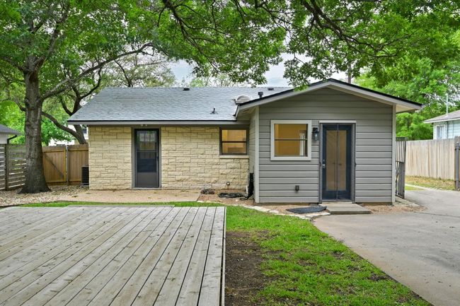 7313 Grover Ave, House other with 2 bedrooms, 1 bathrooms and 2 parking in Austin TX | Image 22