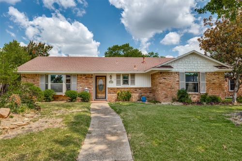 530 Parkview Ln, Richardson, TX, 75080-5116 | Card Image