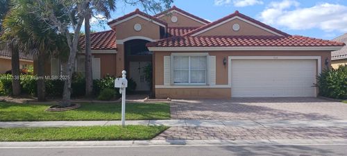 760 Sw 190th Ave, Pembroke Pines, FL, 33029-6031 | Card Image