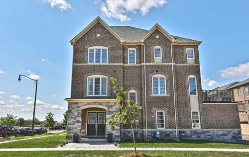 34 Brushwood Dr, Brampton, ON, L6Y6G6 | Card Image