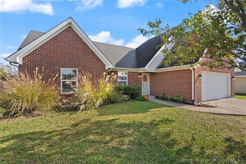 11920 Perry Crossing Pkwy, Sellersburg, IN, 47172-8302 | Card Image