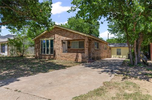 3118 Ross Ave, Fort Worth, TX, 76106-5712 | Card Image