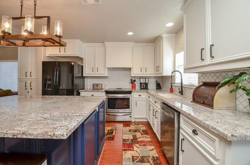 835 Tropicana Blvd, East Bernard, TX, 77435-7003 | Card Image