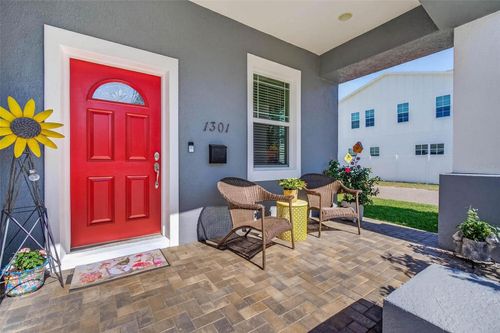 1301 36th Ave N, St Petersburg, FL, 33704-1027 | Card Image