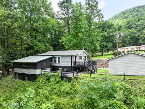 149 Giles Rd, Cosby, TN, 37722-2637 | Card Image