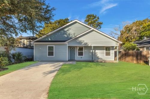 22 W 61st St, Savannah, GA, 31405-5106 | Card Image