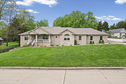 2116 Whitney Woods Ct, Jefferson City, MO, 65101-6013 | Card Image