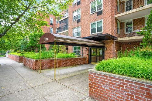 apt-332-1299 Palmer Ave, Larchmont, NY, 10538-3118 | Card Image