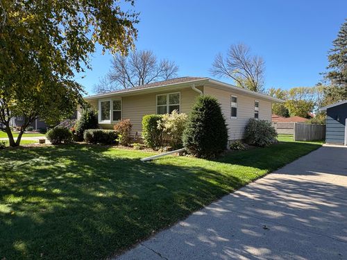 305 Sanford Rd, Benson, MN, 56215-1029 | Card Image
