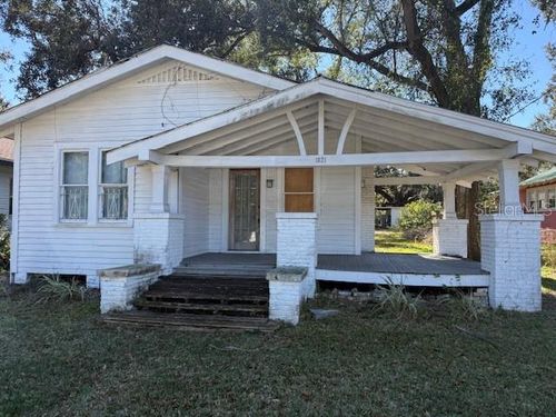 1021 E Hamilton Ave, TAMPA, FL, 33604-4301 | Card Image