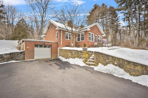 1175 Beekman Rd, Hopewell Junction, NY, 12533-5509 | Card Image
