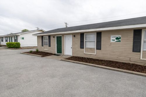 4-708 W Cunningham Dr, COLUMBIA, MO, 65202-8460 | Card Image