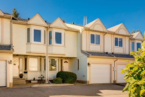 21-468 Woodbine Boulevard Sw, Calgary, AB, T2W5H7 | Card Image