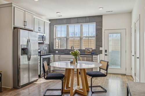 6-100 Thompson Ln, Nashville, TN, 37211-2488 | Card Image