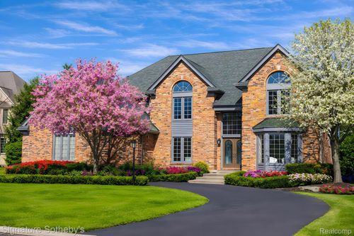 2532 Cedar Brook Ct, Rochester Hills, MI, 48309-4078 | Card Image