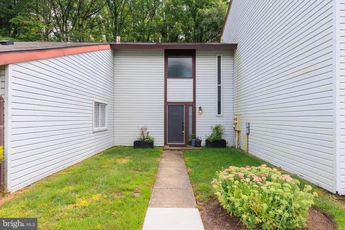 1913 Encino Dr, CROFTON, MD, 21114-1706 | Card Image