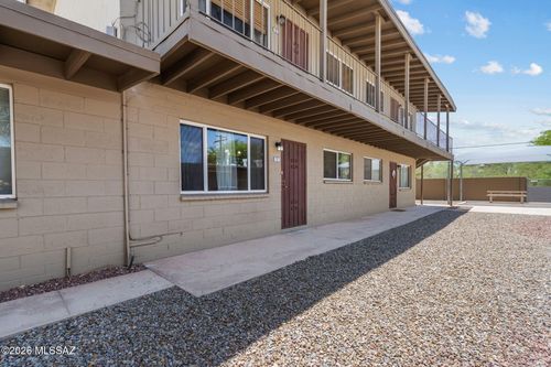33-2841 N Columbus Blvd, Tucson, AZ, 85712-1600 | Card Image