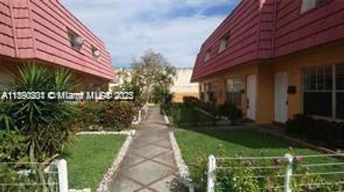 a15-2600 Nw 52nd Ave, Lauderhill, FL, 33313-2508 | Card Image