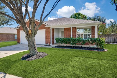 3621 Riesling Dr, Argyle, TX, 76226-2467 | Card Image