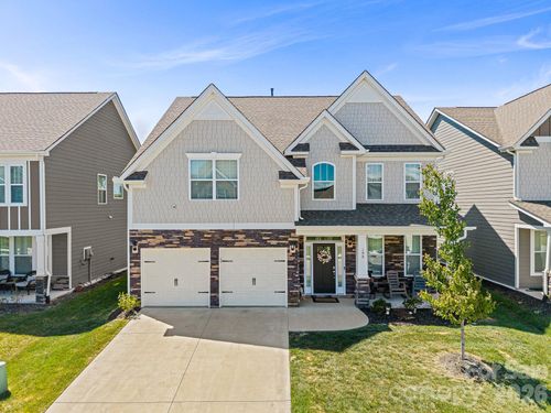 199 Fox Cove Road, Hendersonville, NC, 28792 | Card Image