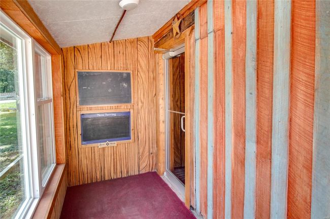 15875 Shipman Rd, Home with 0 bedrooms, 0 bathrooms and null parking in Carlinville IL | Image 12
