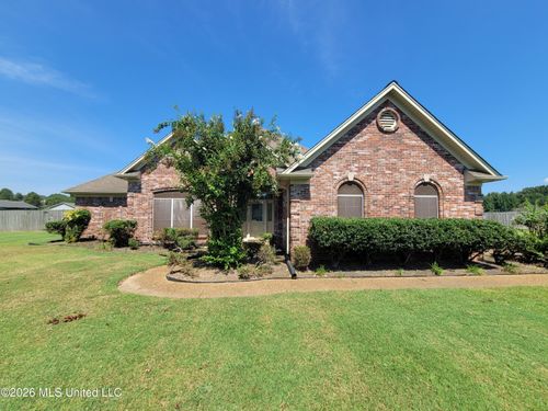 13165 Coldwater Dr, Olive Branch, MS, 38654-6026 | Card Image