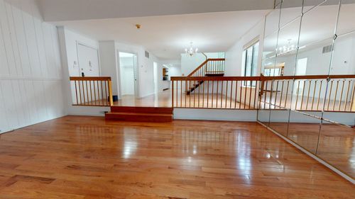 602-602 Sanderling Ct, Secaucus, NJ, 07094-2221 | Card Image