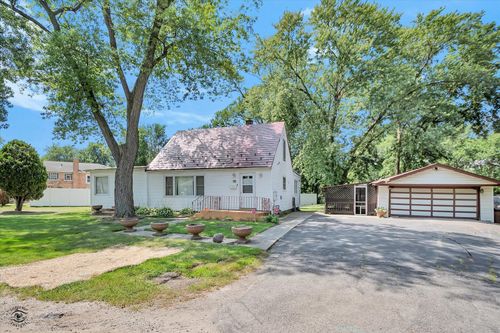 14504 Central Park Ave, Midlothian, IL, 60445-2912 | Card Image