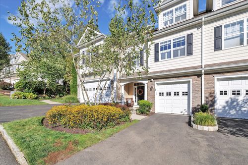 24-24 Ridgewood Dr, Middlebury, CT, 06762-2943 | Card Image
