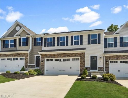60 Pine Ave, Peninsula, OH, 44264-9741 | Card Image