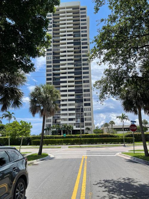 2803-5600 N Flagler Dr, West Palm Beach, FL, 33407-2648 | Card Image