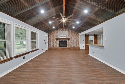 4270 Sir Lancelot Cir, Midlothian, TX, 76065-5435 | Card Image