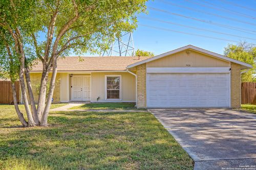 5026 Thomas Paine Dr, Kirby, TX, 78219-1943 | Card Image