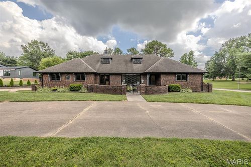 417 Sunset Dr, Lebanon, MO, 65536-2061 | Card Image