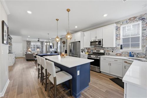 661 Middleton Way, Chesapeake, VA, 23322-4455 | Card Image