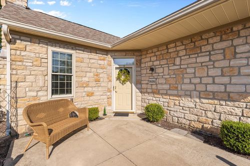 1616 Crossing Blvd, Circleville, OH, 43113-8818 | Card Image