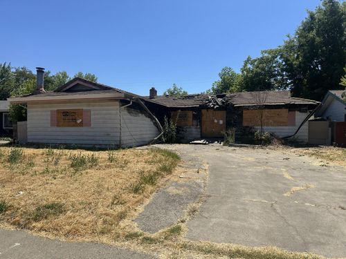 2422 Aramon Dr, Rancho Cordova, CA, 95670-3803 | Card Image