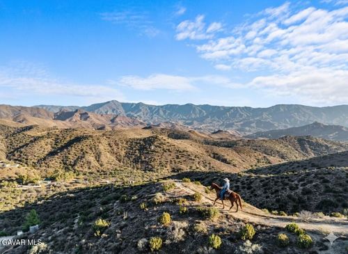 32901 Hawley Rd, Acton, CA, 93510-1540 | Card Image