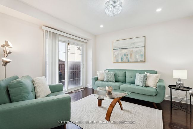 20 Lawrencetown St, House attached with 5 bedrooms, 4 bathrooms and 2 parking in Ajax ON | Image 5